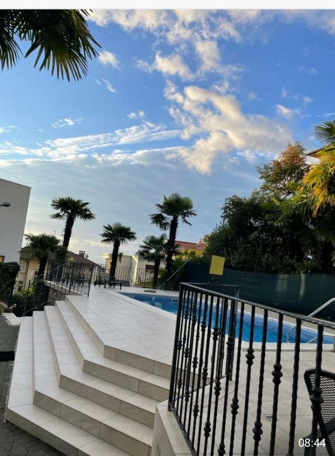 Apartman Mare Opatija Exteriör bild
